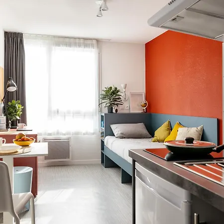 Aparthotel Art'campus Plaine Images